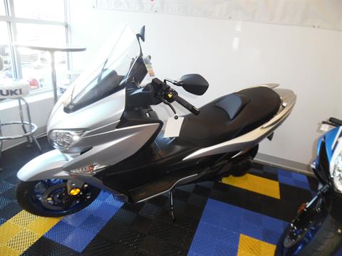 2024 Suzuki Burgman 400 in Wake Forest, North Carolina - Photo 5