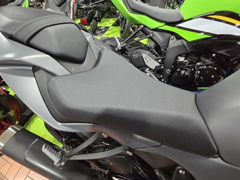 2025 Kawasaki Ninja ZX-6R ABS in Wake Forest, North Carolina - Photo 7