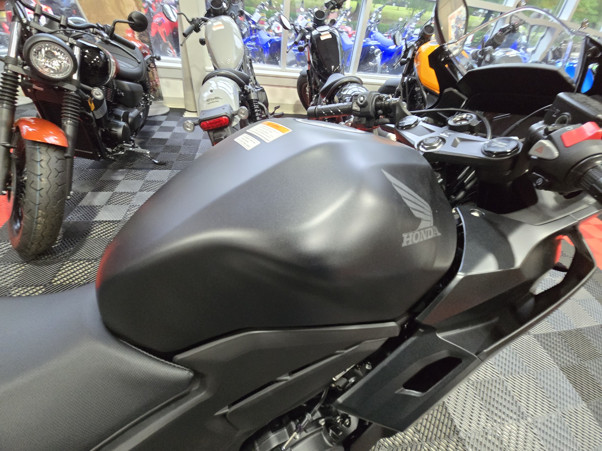 2024 Honda CBR500R ABS in Wake Forest, North Carolina - Photo 5