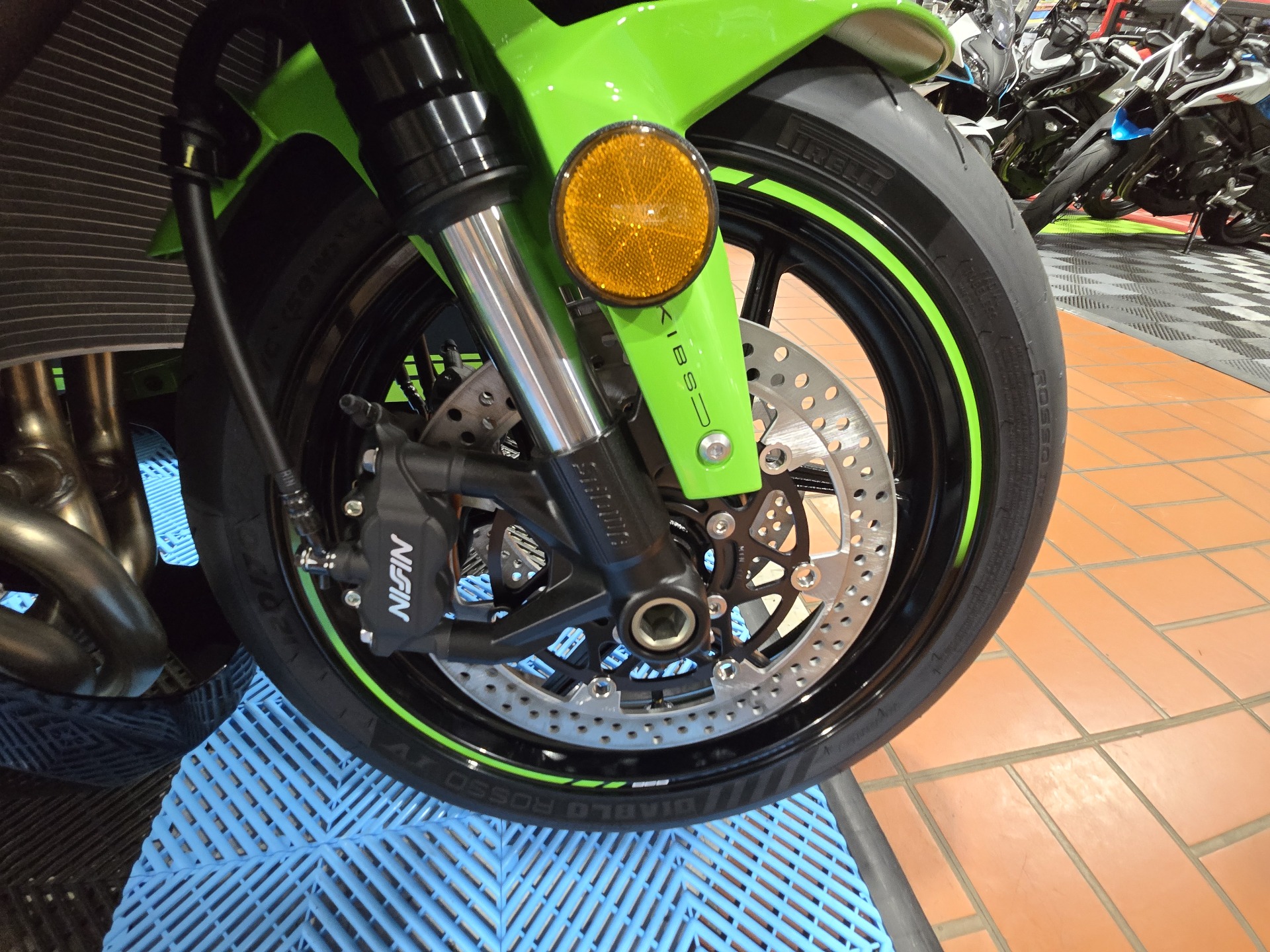 2025 Kawasaki Ninja ZX-6R KRT Edition ABS in Wake Forest, North Carolina - Photo 4