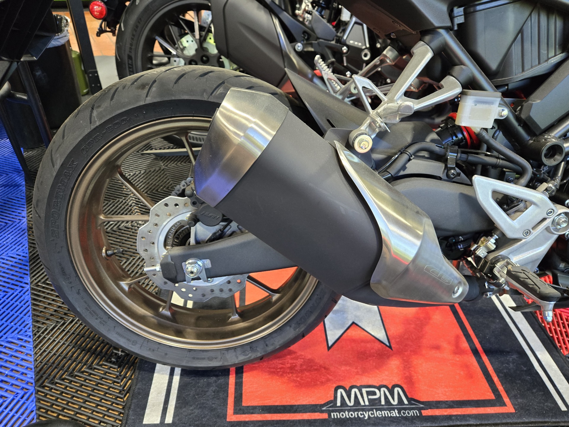 2024 Honda CB300R ABS in Wake Forest, North Carolina - Photo 4