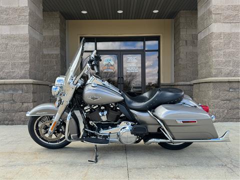 2017 Harley-Davidson Road King® in Rochester, Minnesota - Photo 4