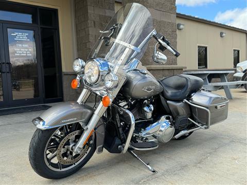 2017 Harley-Davidson Road King® in Rochester, Minnesota - Photo 6