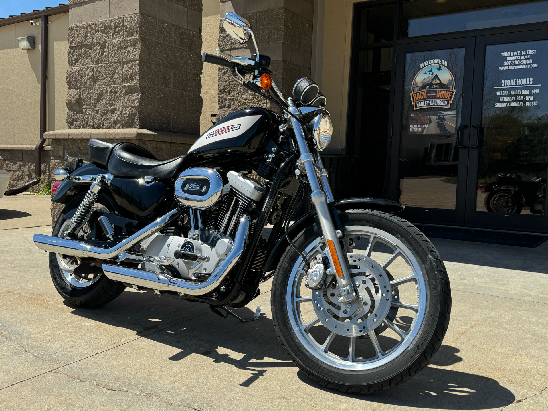 2004 Harley-Davidson Sportster® XL 1200 Roadster in Rochester, Minnesota - Photo 2