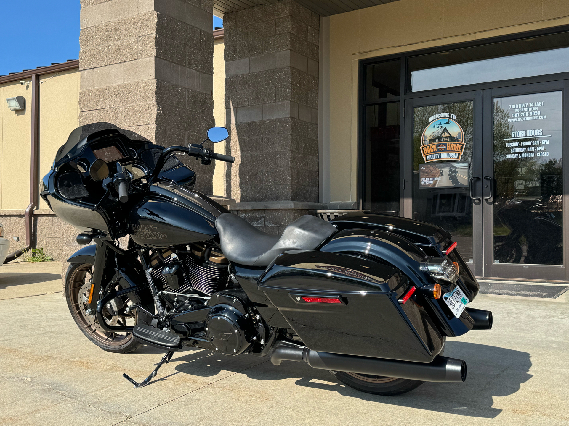 2023 Harley-Davidson Road Glide® ST in Rochester, Minnesota - Photo 5