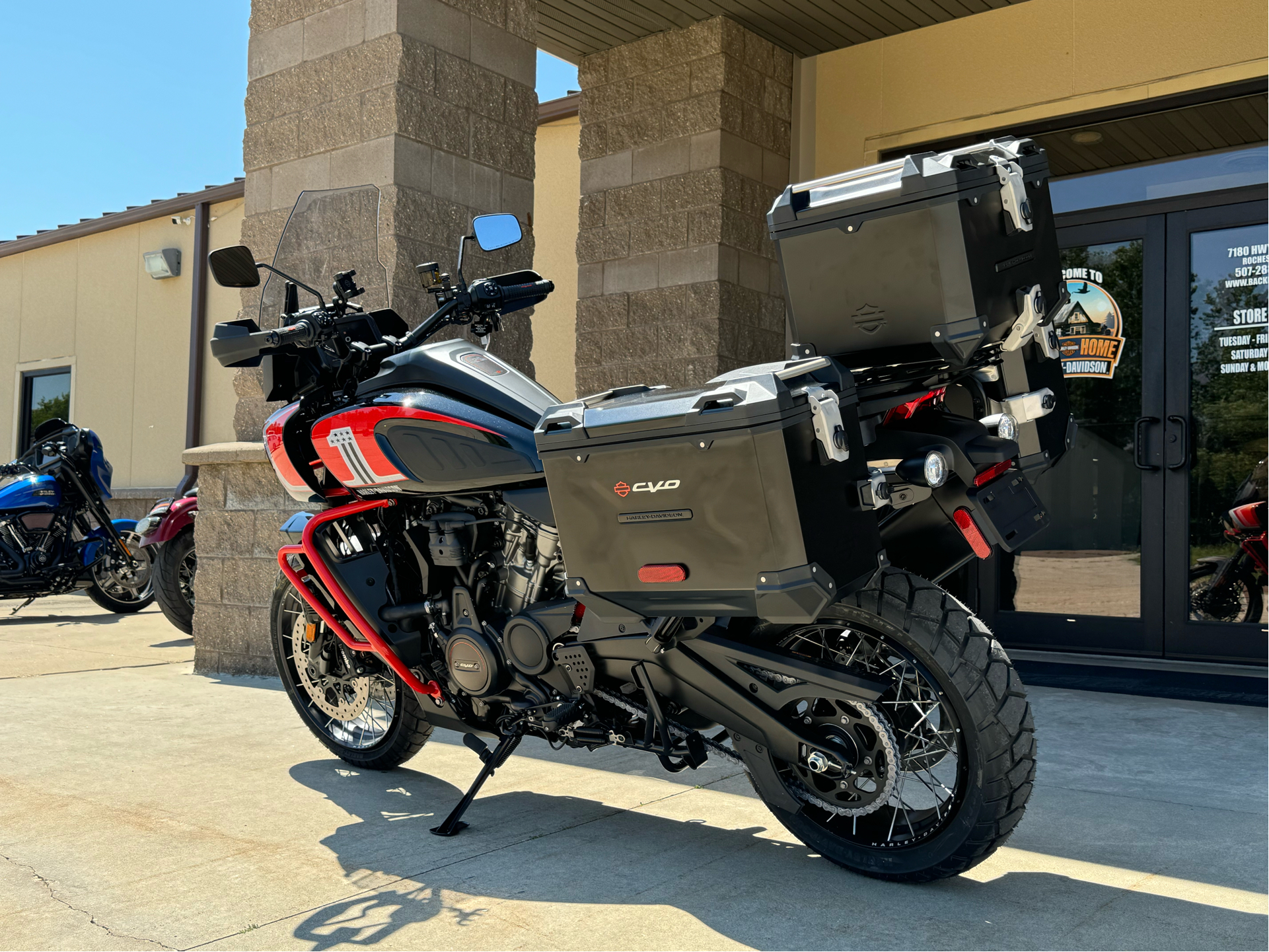 2024 Harley-Davidson CVO™ Pan America® in Rochester, Minnesota - Photo 5