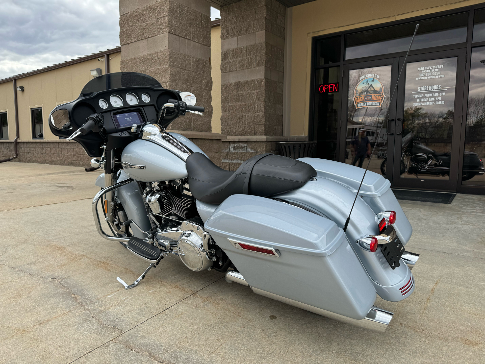 2023 Harley-Davidson Street Glide® in Rochester, Minnesota - Photo 6