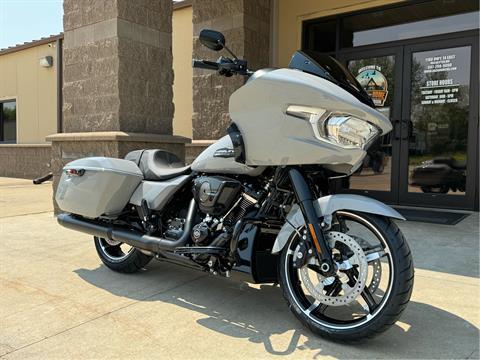 2024 Harley-Davidson Road Glide® in Rochester, Minnesota - Photo 2