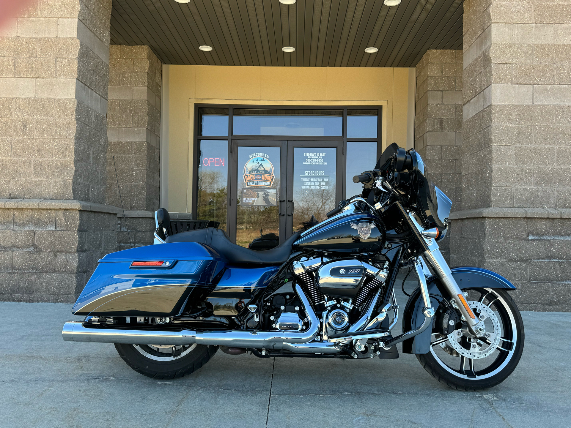 2018 Harley-Davidson 115th Anniversary Street Glide® in Rochester, Minnesota - Photo 1