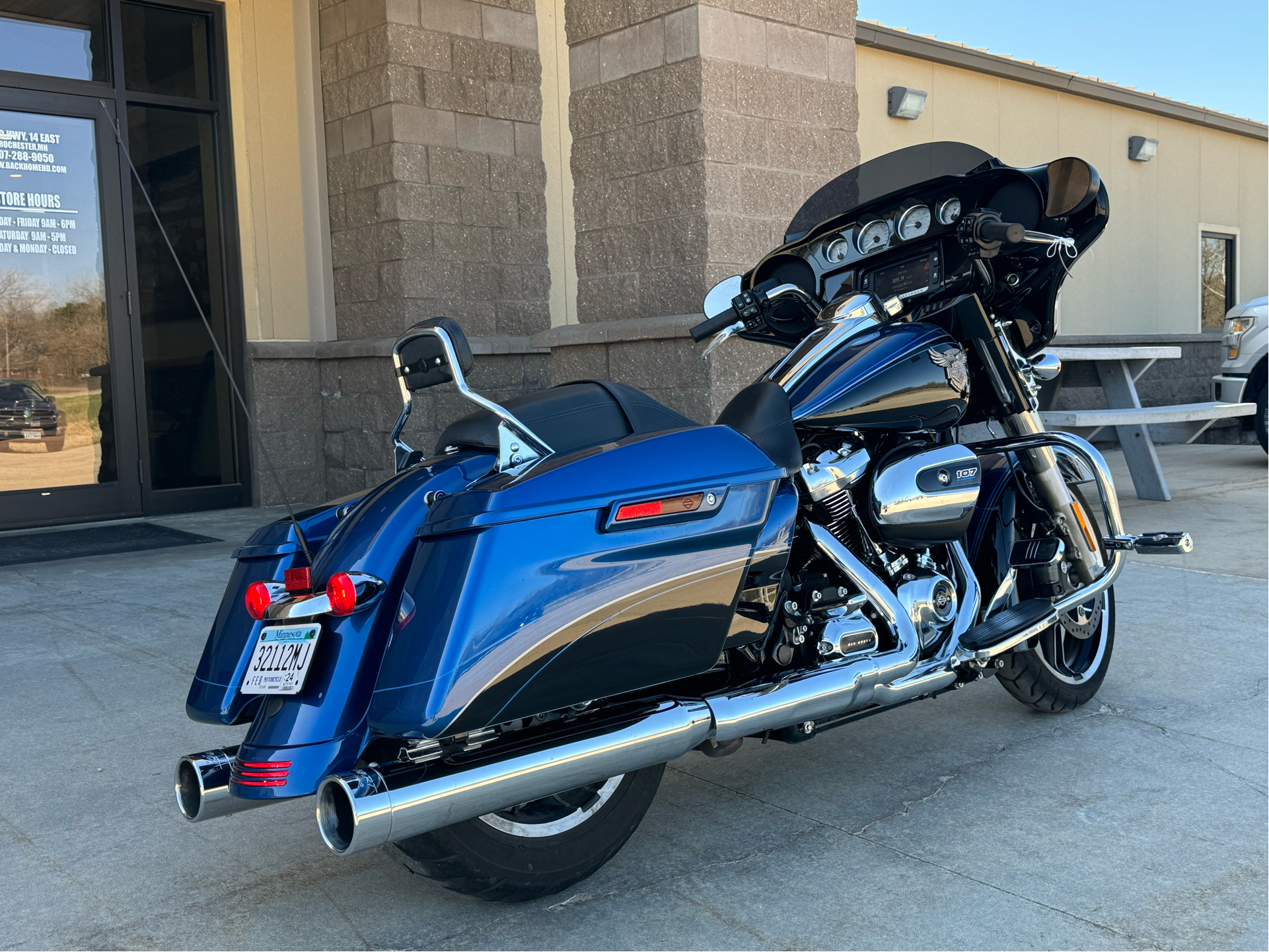 2018 Harley-Davidson 115th Anniversary Street Glide® in Rochester, Minnesota - Photo 3