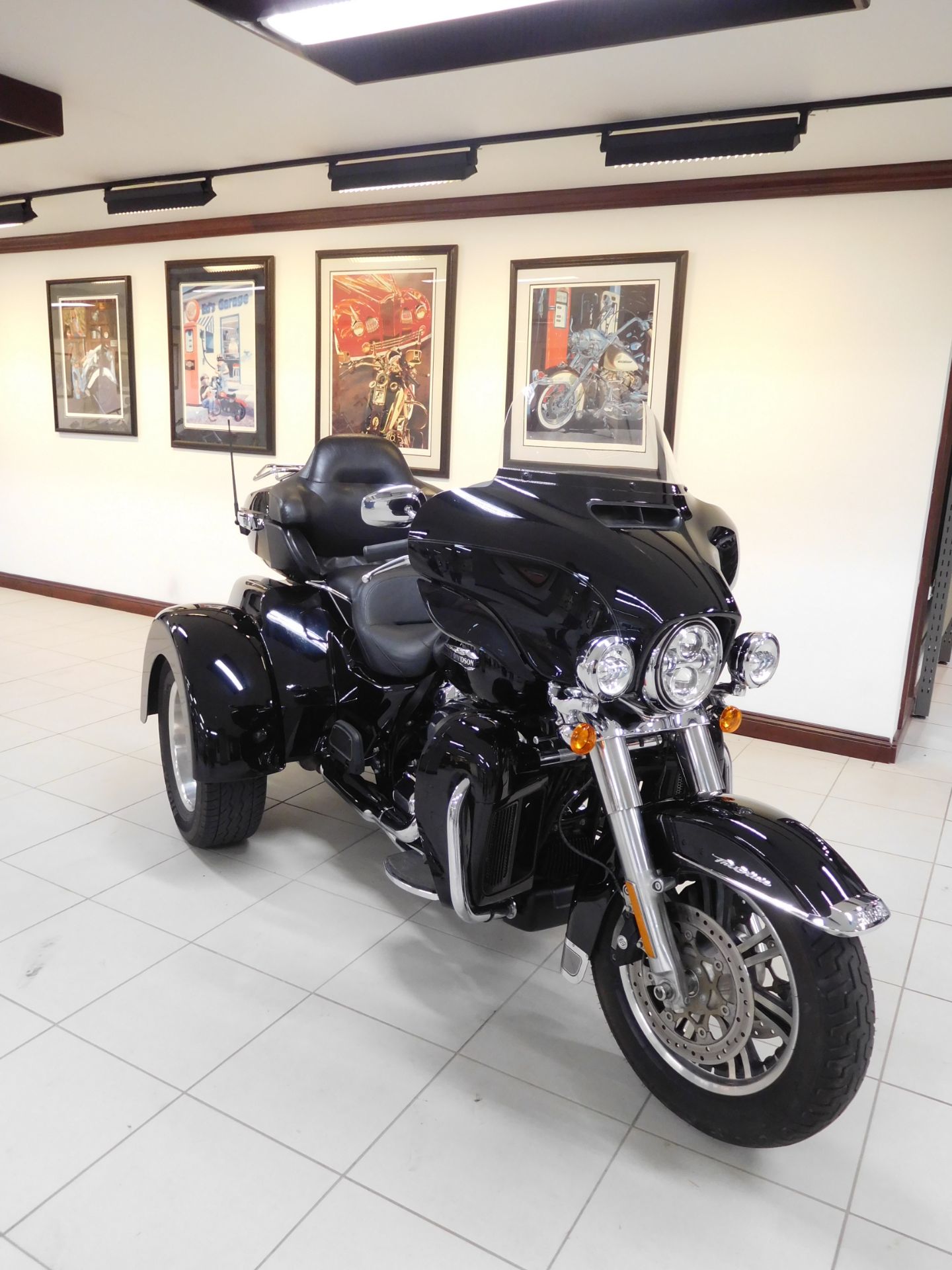 2020 Harley-Davidson Tri Glide® Ultra in Rochester, Minnesota - Photo 3