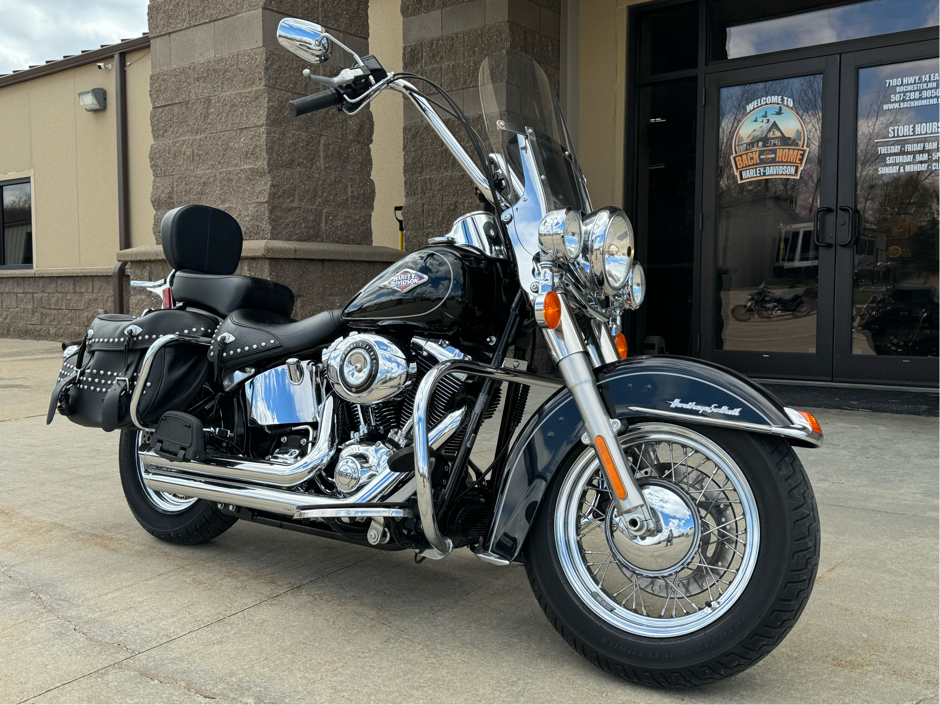 2024 Harley-Davidson Heritage Classic 114 in Rochester, Minnesota - Photo 2