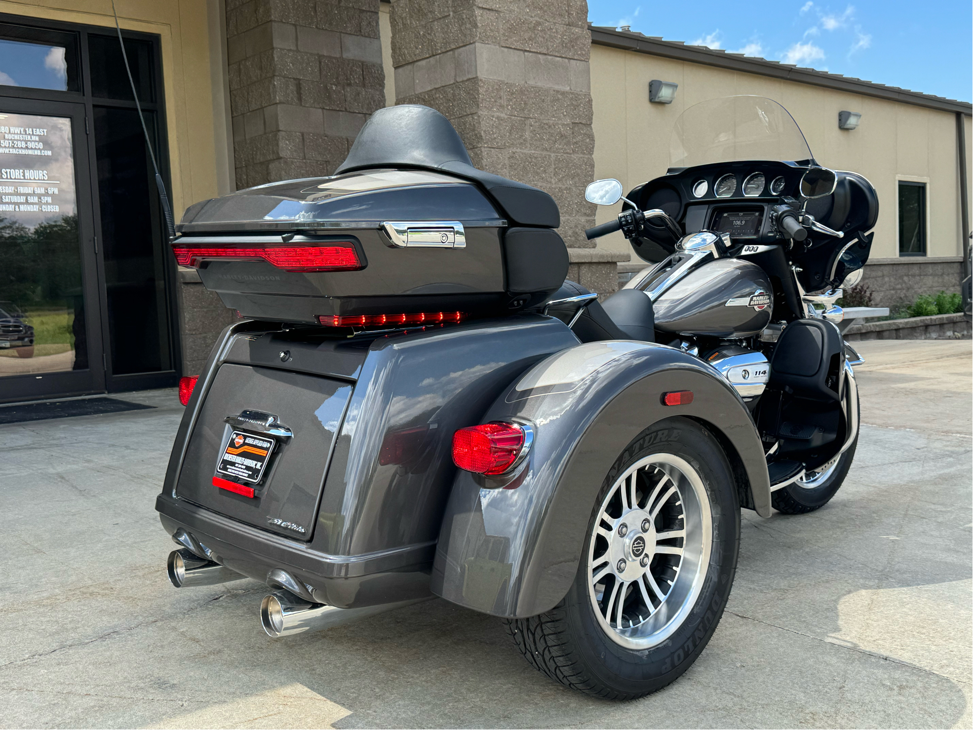 2023 Harley-Davidson Tri Glide® Ultra in Rochester, Minnesota - Photo 3
