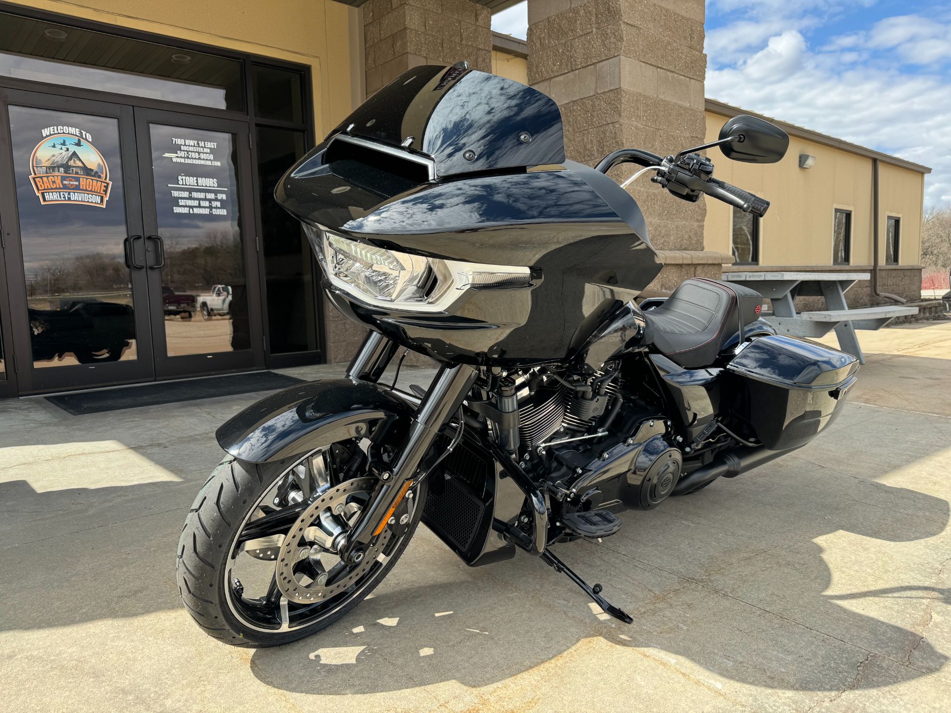 2024 Harley-Davidson Road Glide® in Rochester, Minnesota - Photo 6