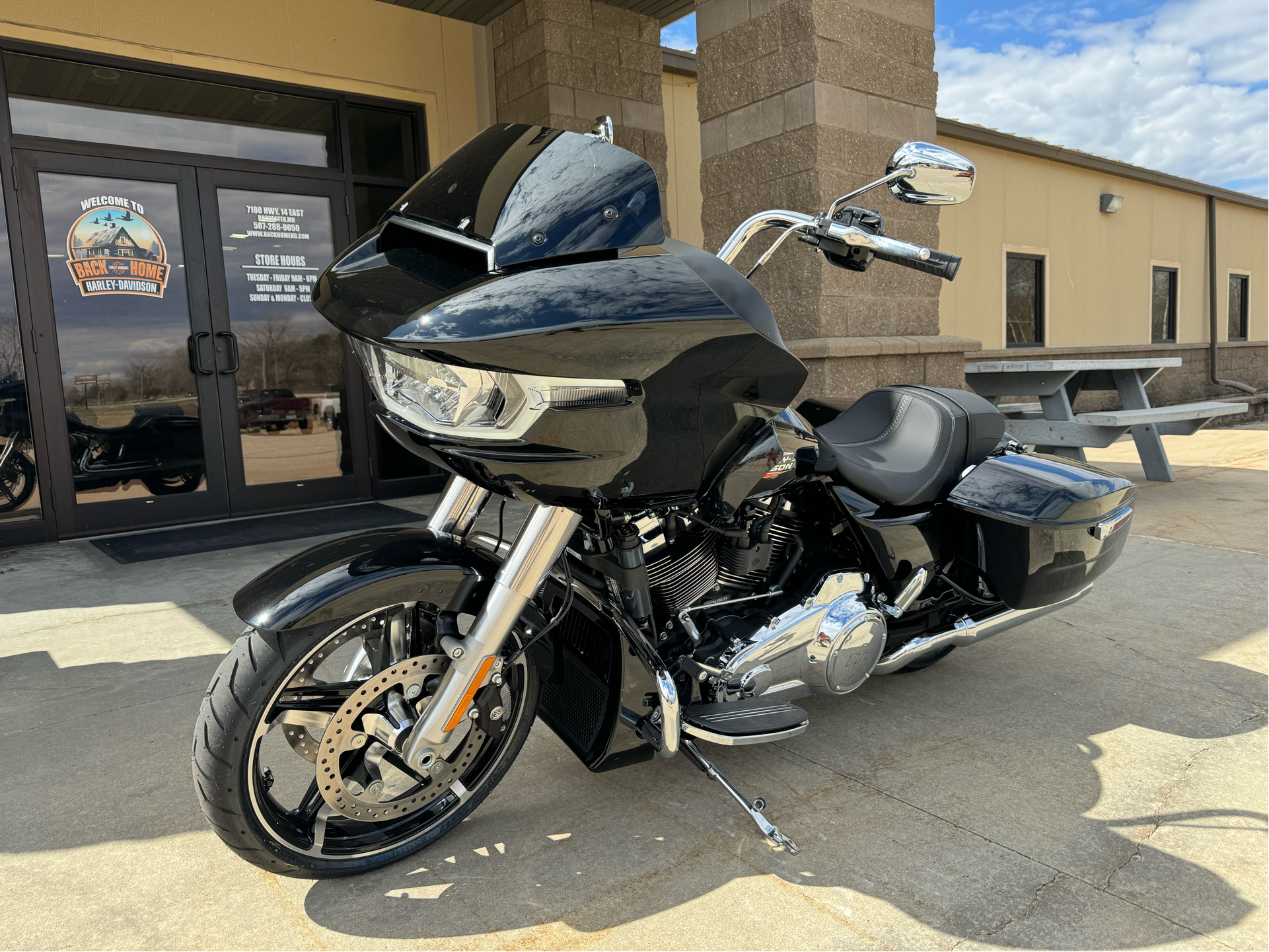 2024 Harley-Davidson Road Glide® in Rochester, Minnesota - Photo 6