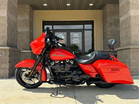 2020 Harley-Davidson Street Glide® Special in Rochester, Minnesota - Photo 4