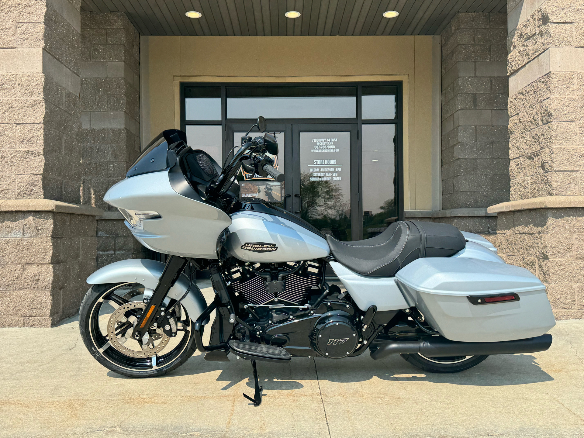 2024 Harley-Davidson Road Glide® in Rochester, Minnesota - Photo 4