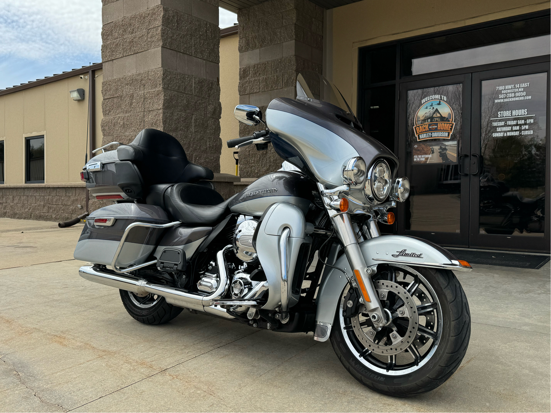 2014 Harley-Davidson Electra Glide Ultra Limited in Rochester, Minnesota - Photo 6