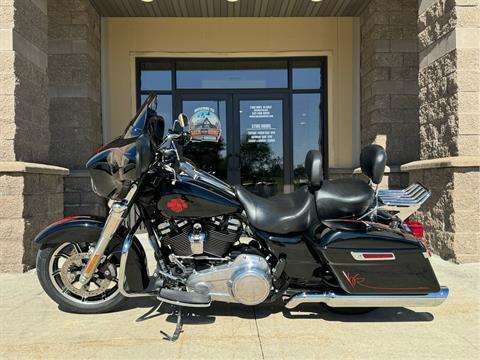 2019 Harley-Davidson Electra Glide® Standard in Rochester, Minnesota - Photo 4