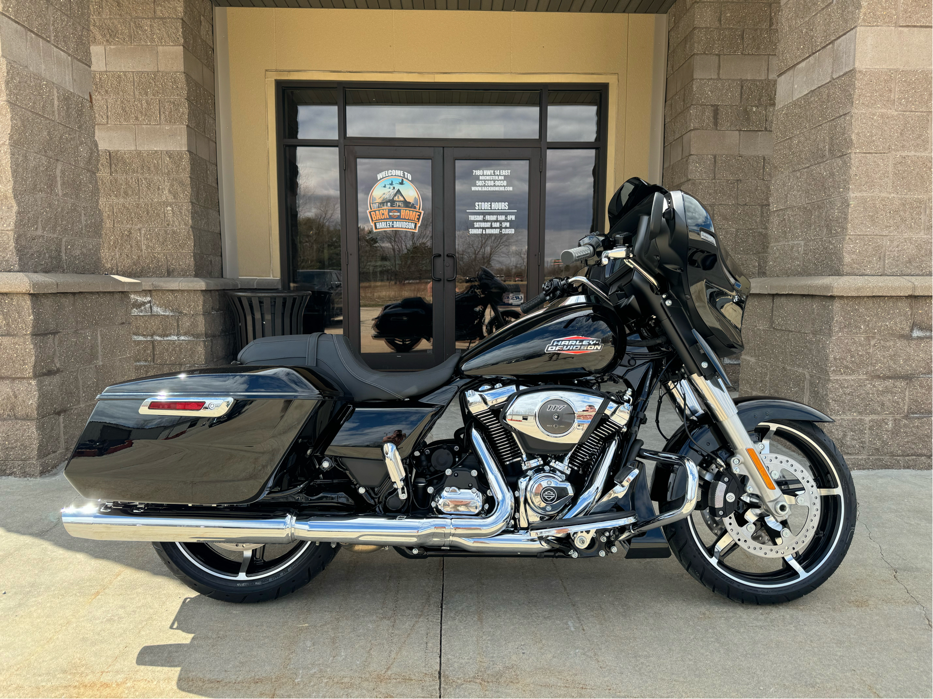 2024 Harley-Davidson Street Glide® in Rochester, Minnesota - Photo 1