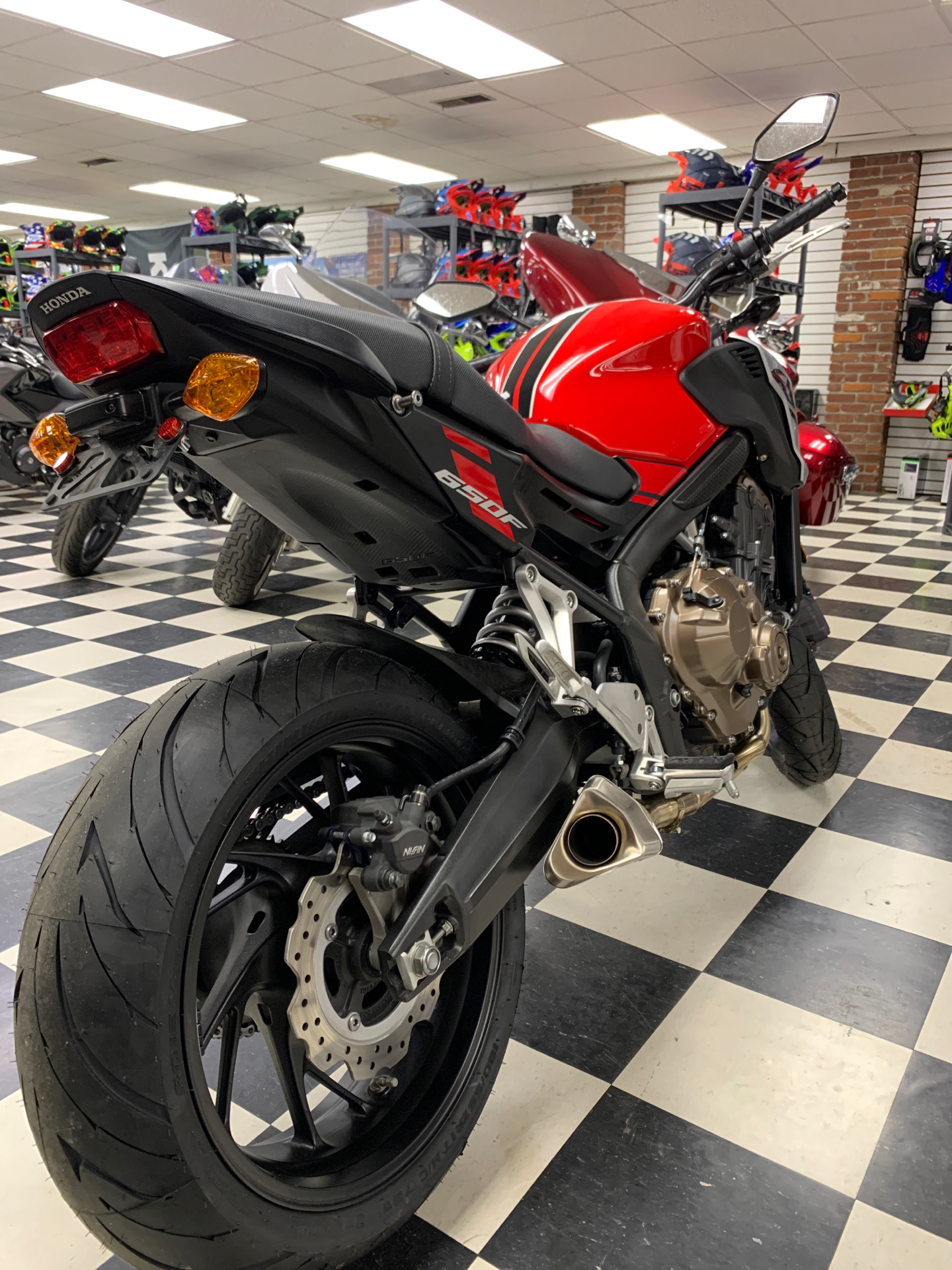 2018 Honda CB650F in Jefferson City, Missouri - Photo 6