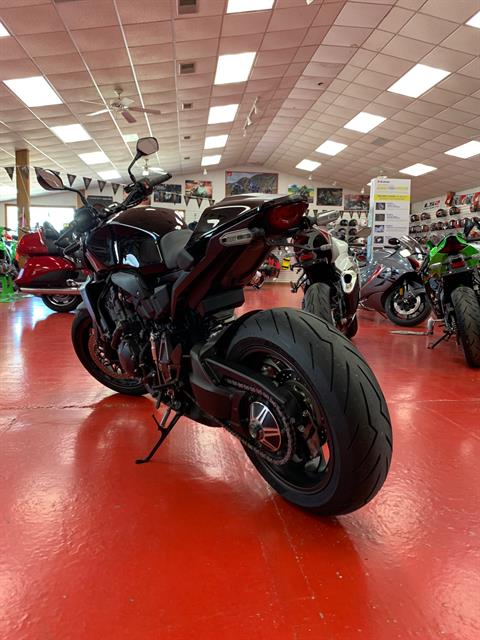 2022 Honda CB1000R Black Edition in Jefferson City, Missouri - Photo 3
