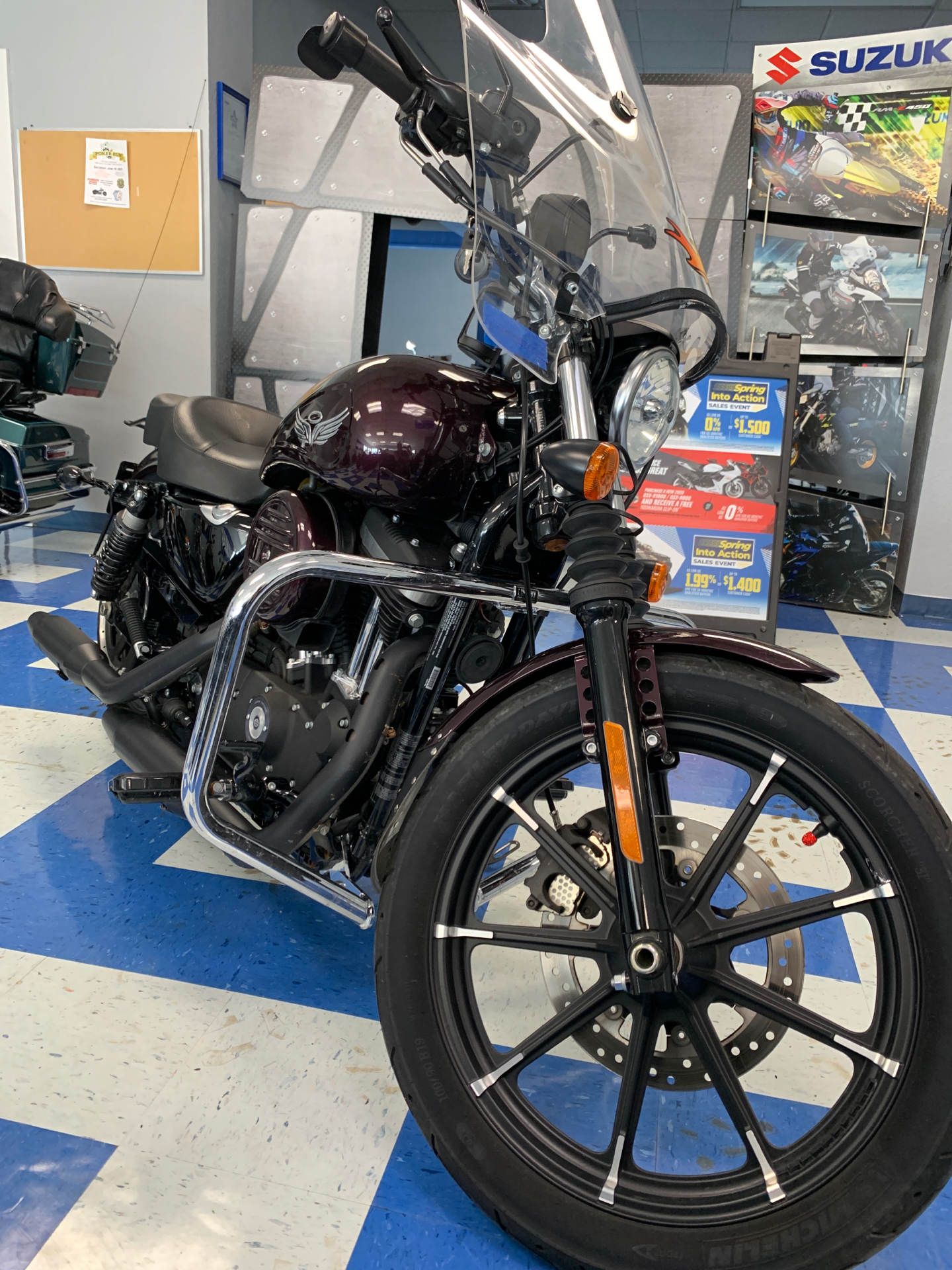 2019 Harley-Davidson Iron 883™ in Jefferson City, Missouri - Photo 4