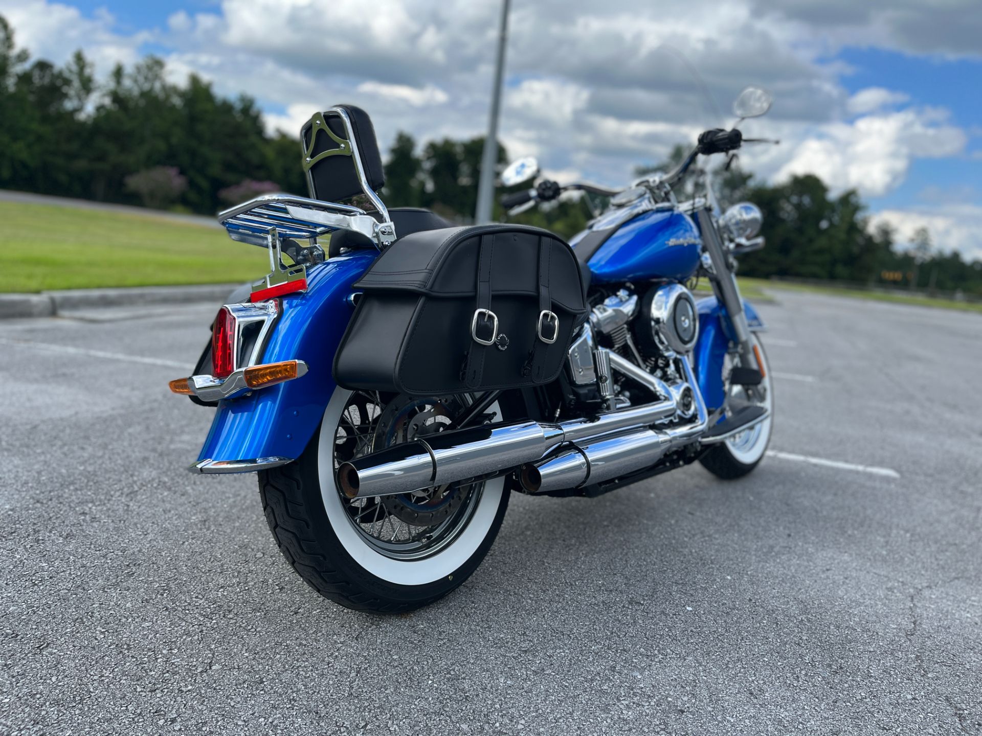 2018 Harley-Davidson Softail® Deluxe 107 in Jacksonville, North Carolina - Photo 4