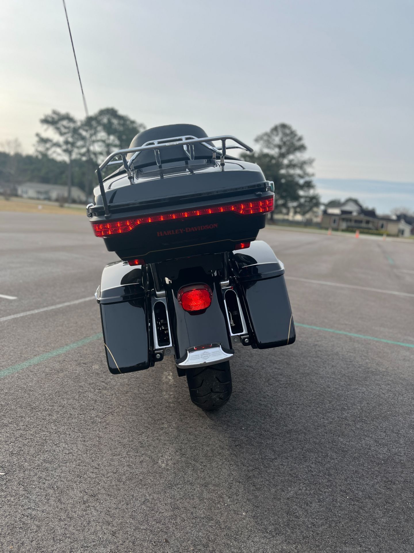 2019 Harley-Davidson ELECTRA GLIDE® ULTRA LIMITED in Jacksonville, North Carolina - Photo 8