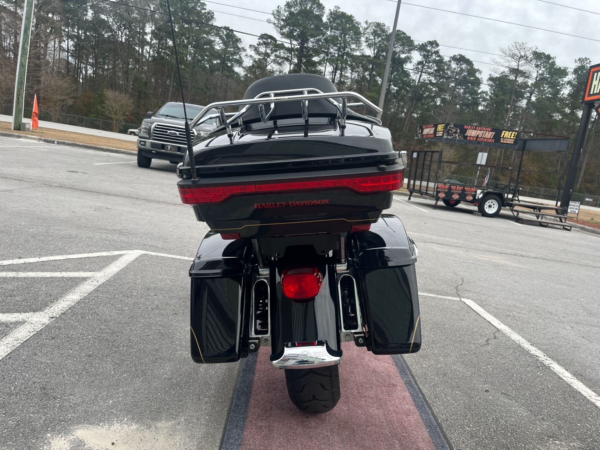 2019 Harley-Davidson ELECTRA GLIDE® ULTRA LIMITED in Jacksonville, North Carolina - Photo 9