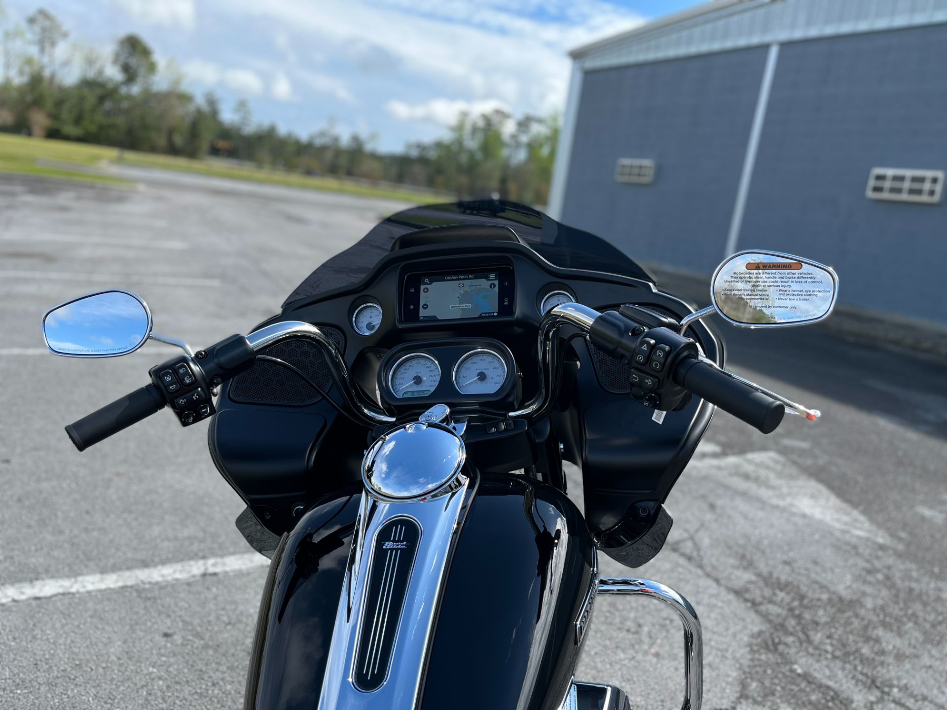 2022 Harley-Davidson Road Glide® in Jacksonville, North Carolina - Photo 3