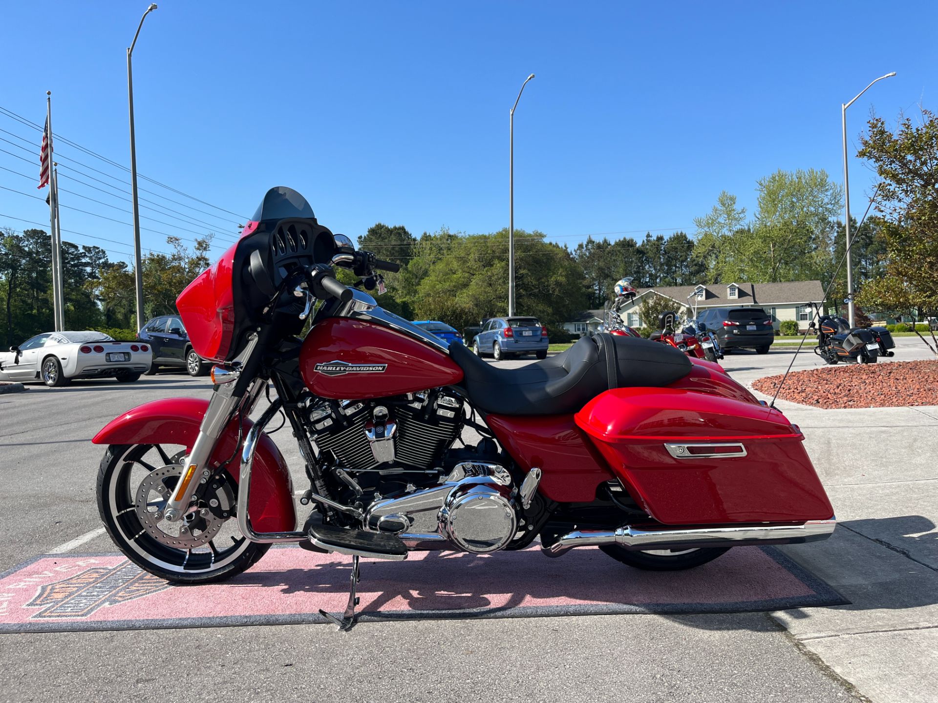 2023 Harley-Davidson Street Glide® in Jacksonville, North Carolina - Photo 2