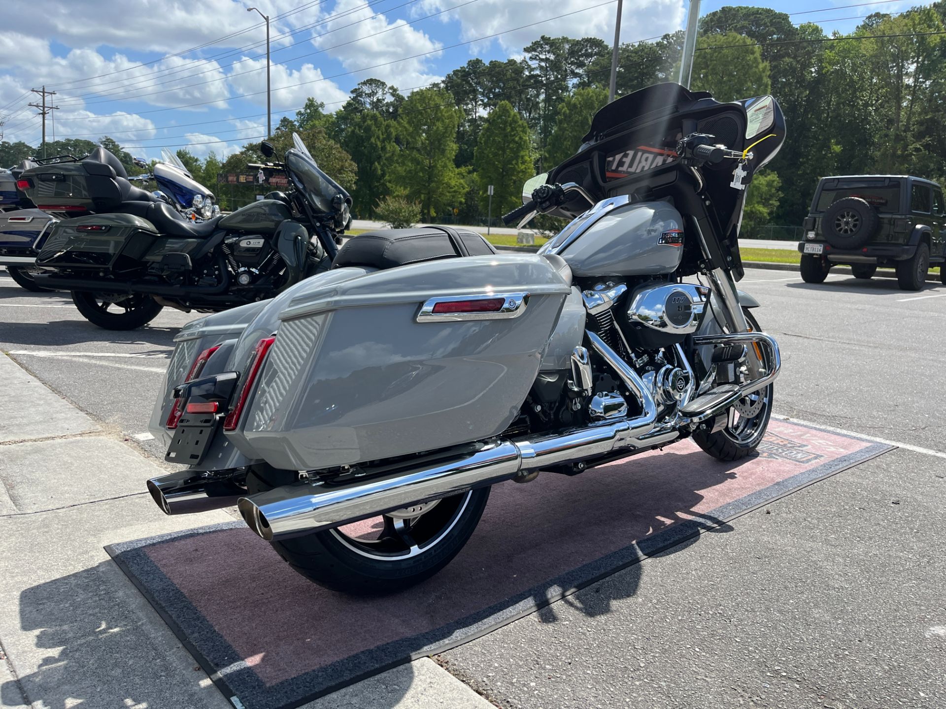 2024 Harley-Davidson Street Glide® in Jacksonville, North Carolina - Photo 5