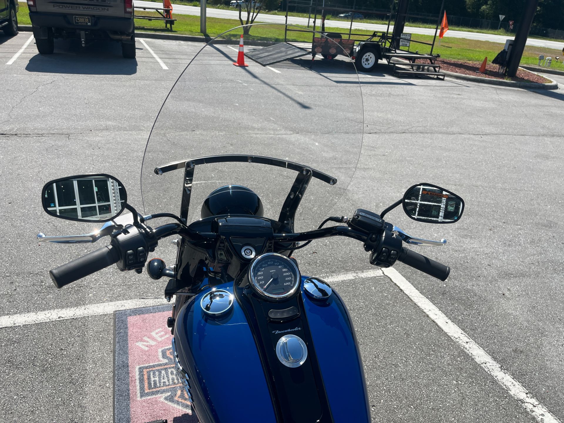 2023 Harley-Davidson Freewheeler® in Jacksonville, North Carolina - Photo 10