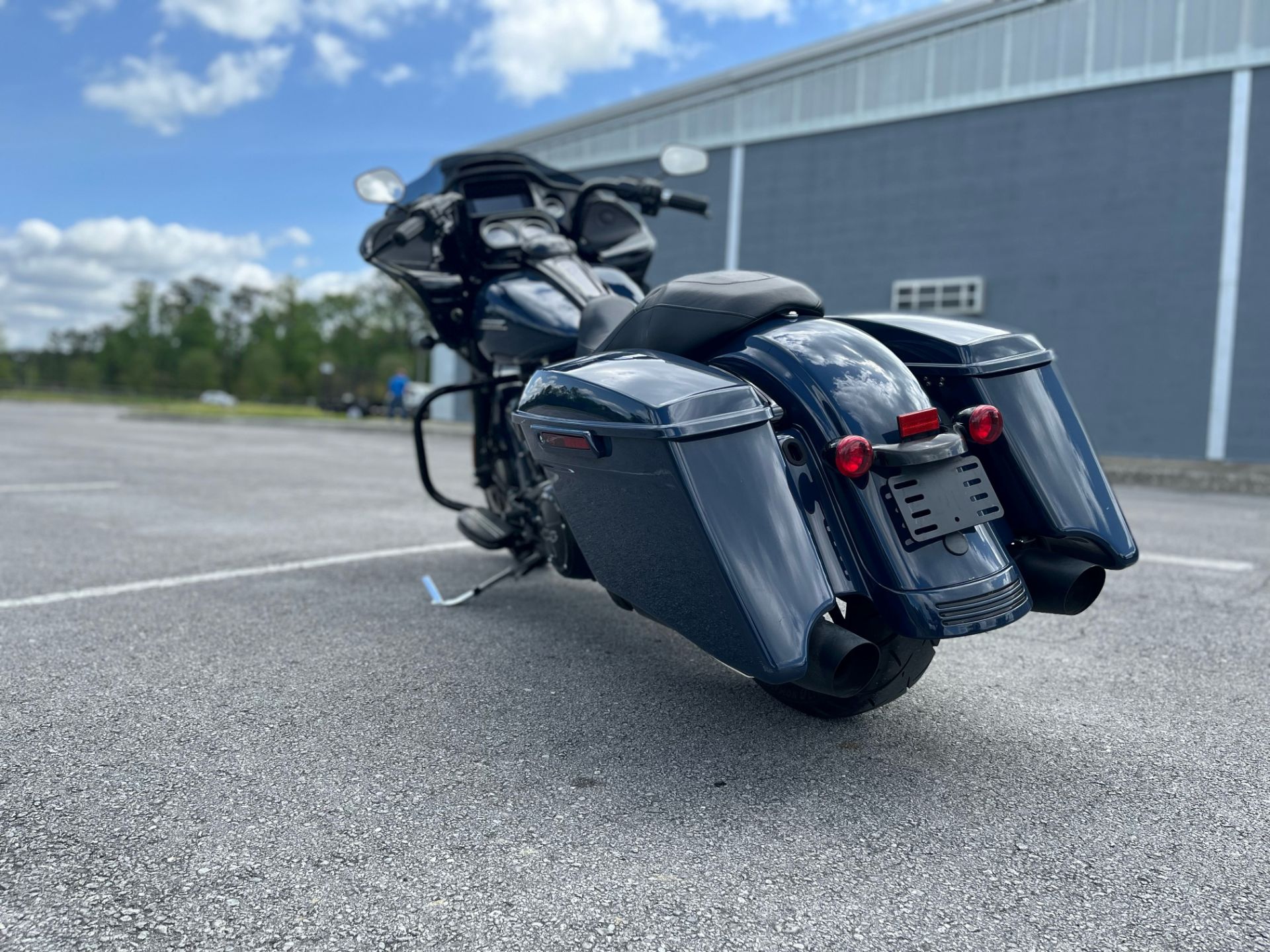 2019 Harley-Davidson Road Glide® Special in Jacksonville, North Carolina - Photo 2