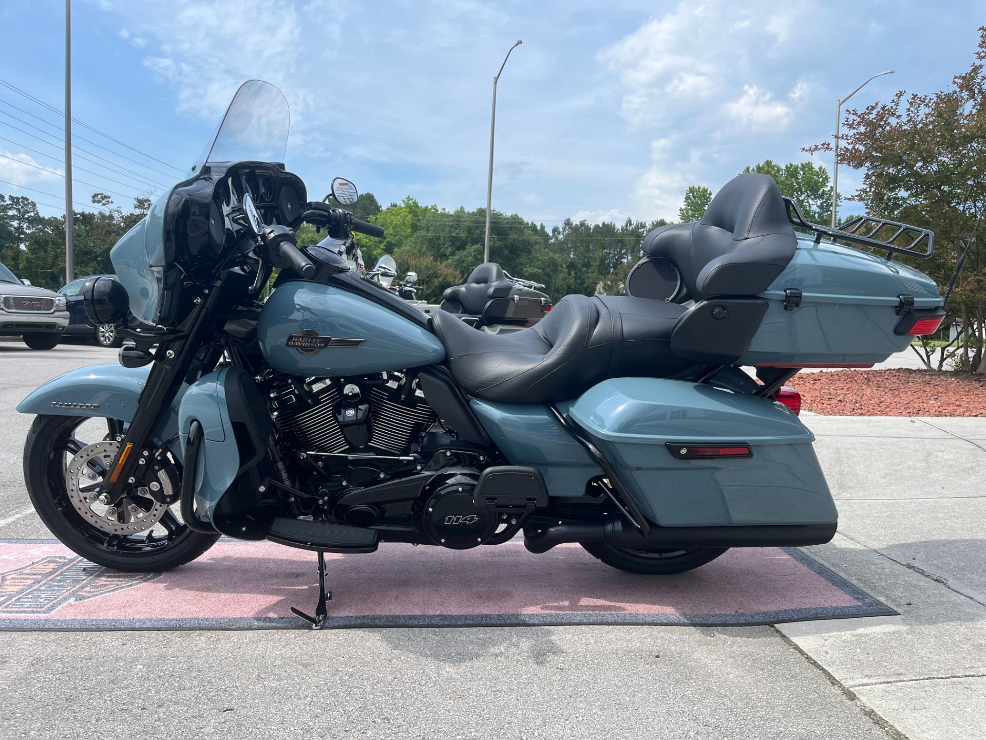 2024 Harley-Davidson Ultra Limited in Jacksonville, North Carolina - Photo 2