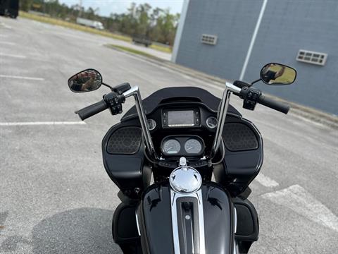 2017 Harley-Davidson Road Glide® Ultra in Jacksonville, North Carolina - Photo 5