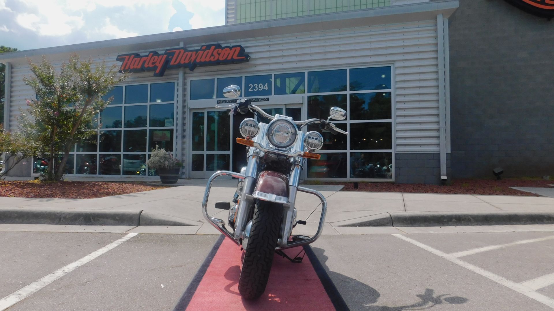 2018 Harley-Davidson Softail® Deluxe in Jacksonville, North Carolina - Photo 3