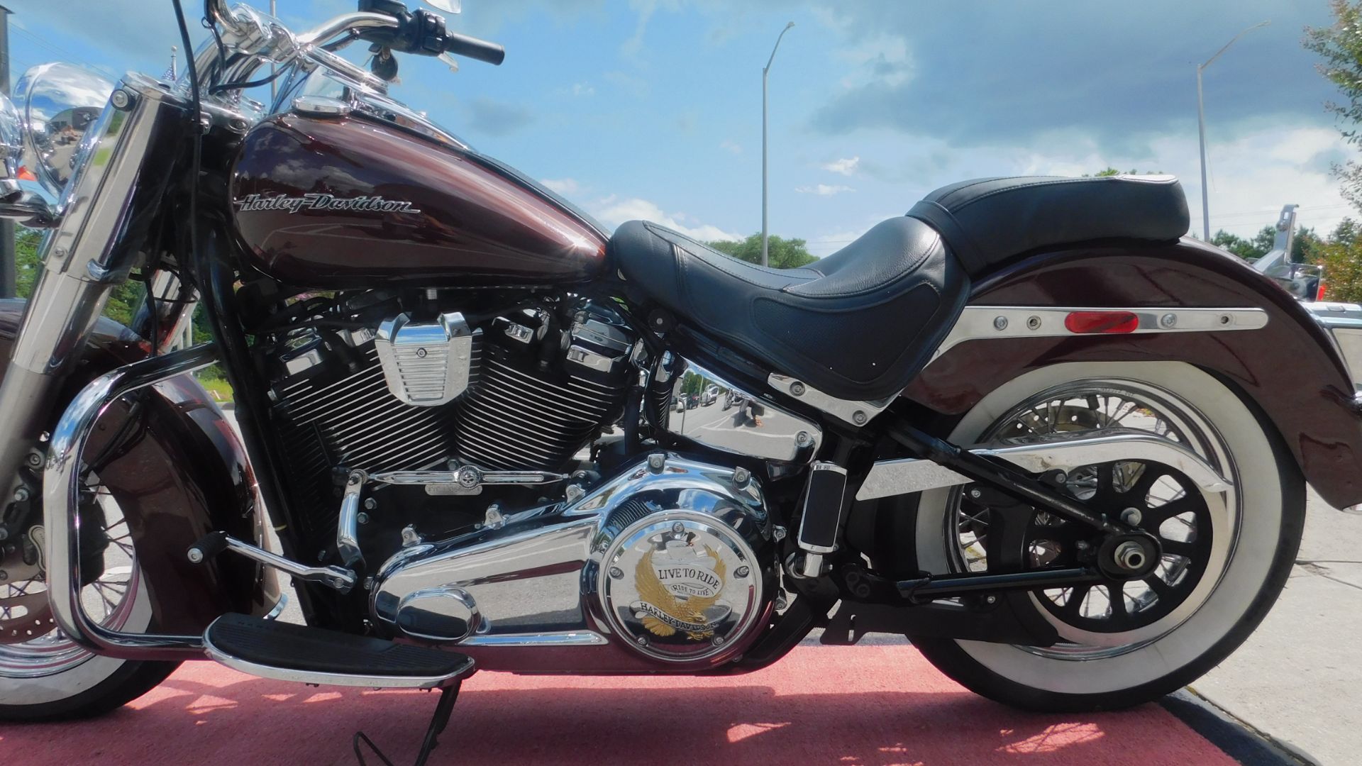 2018 Harley-Davidson Softail® Deluxe in Jacksonville, North Carolina - Photo 5