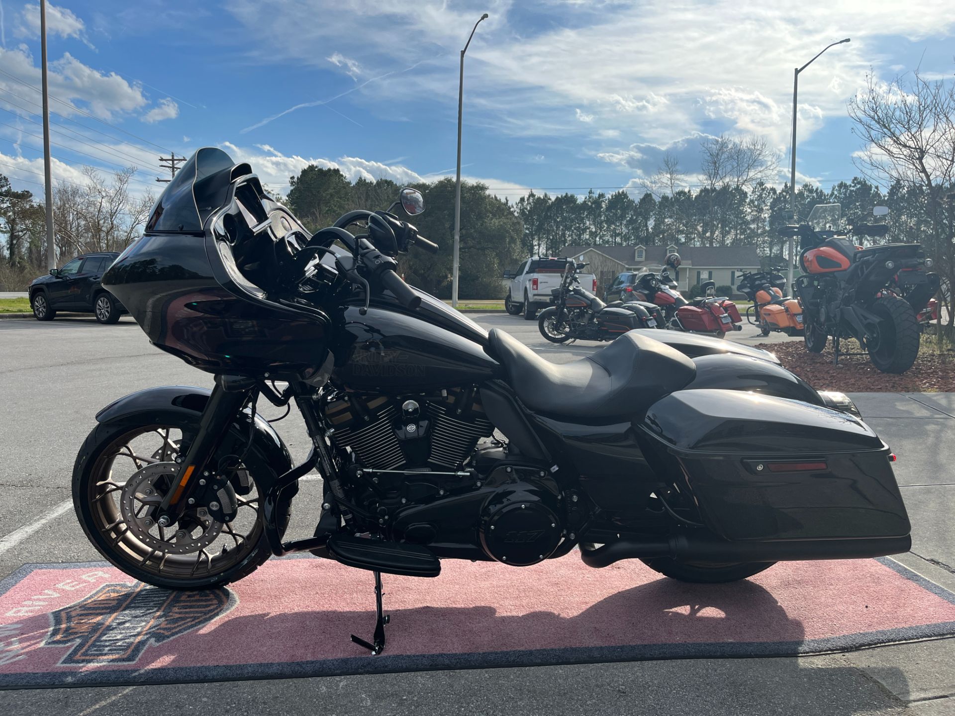 2023 Harley-Davidson Road Glide® ST in Jacksonville, North Carolina - Photo 2