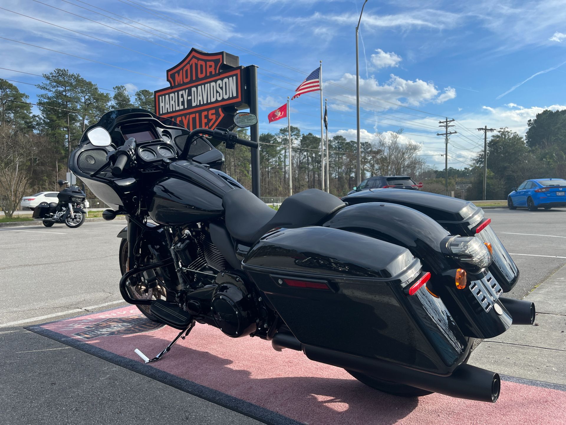 2023 Harley-Davidson Road Glide® ST in Jacksonville, North Carolina - Photo 6