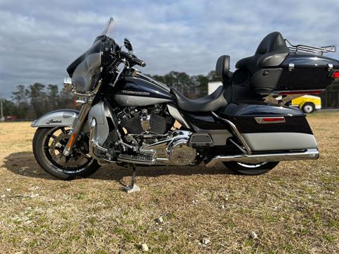 2019 Harley-Davidson Electra Glide® Ultra Limited® in Jacksonville, North Carolina - Photo 2