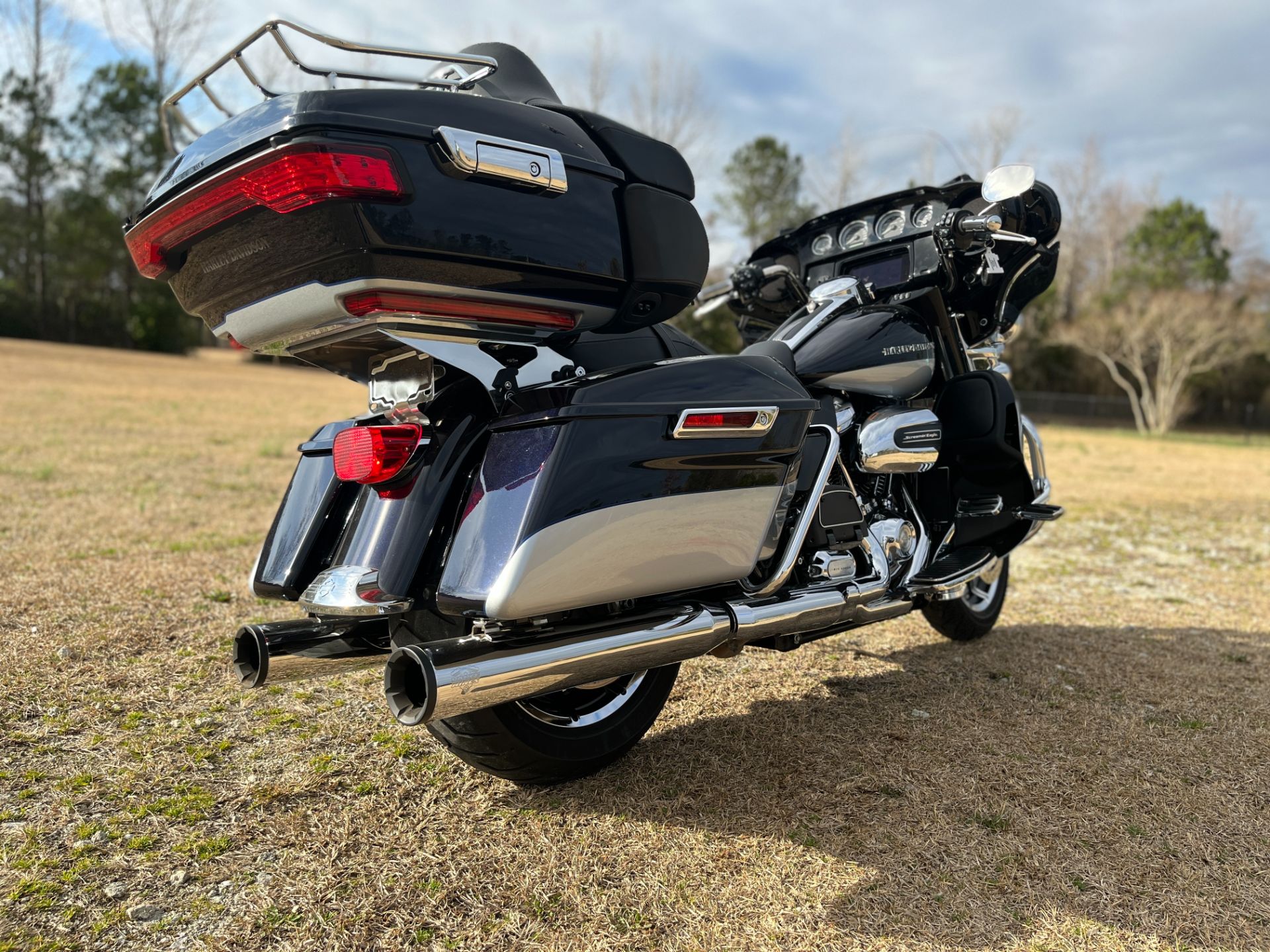 2019 Harley-Davidson Electra Glide® Ultra Limited® in Jacksonville, North Carolina - Photo 4