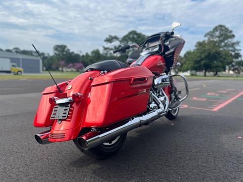 2017 Harley-Davidson Road Glide® Special in Jacksonville, North Carolina - Photo 3