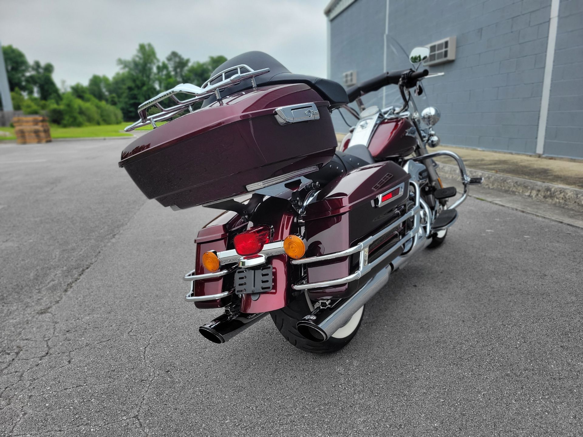 2014 Harley-Davidson Road King® in Jacksonville, North Carolina - Photo 2
