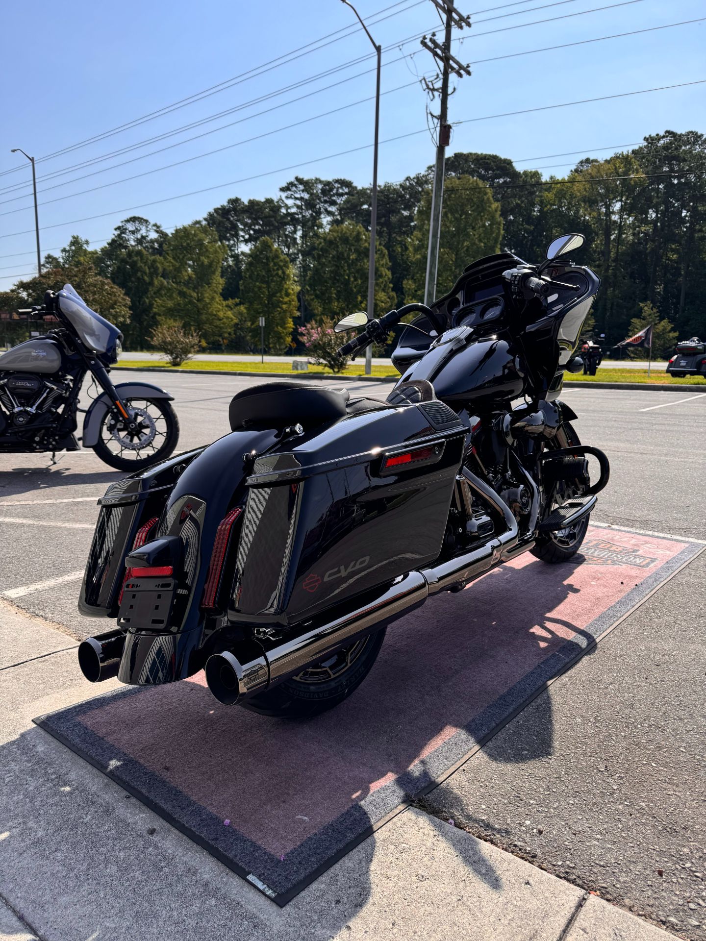 2022 Harley-Davidson CVO™ Road Glide® in Jacksonville, North Carolina - Photo 5