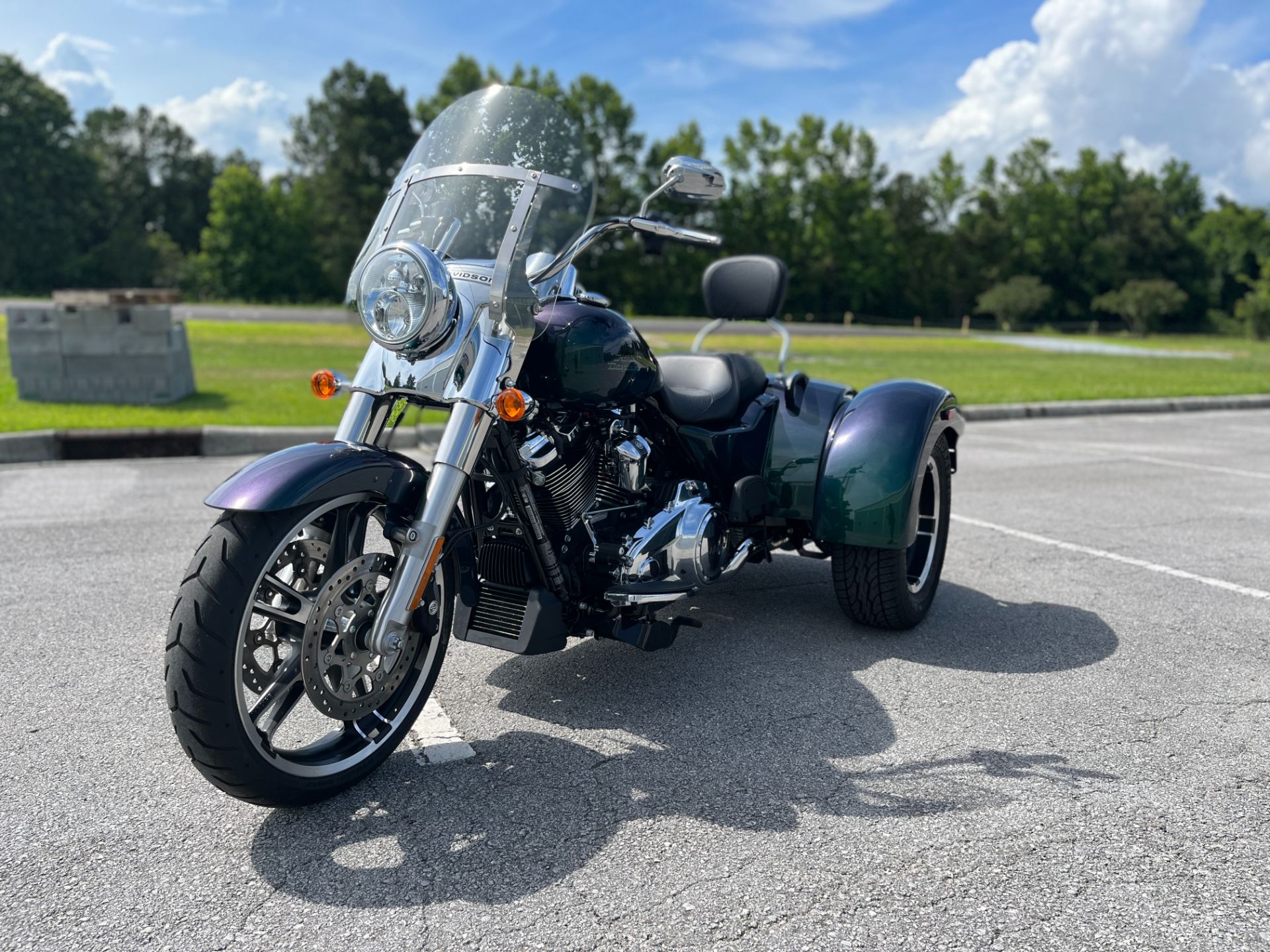 2021 Harley-Davidson Freewheeler® in Jacksonville, North Carolina - Photo 2