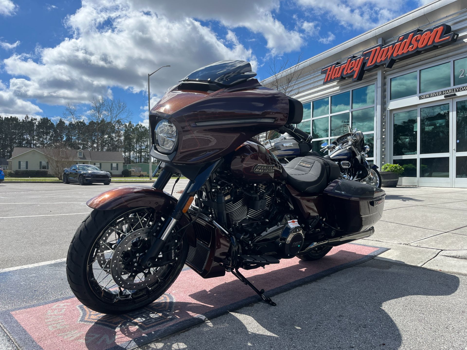 2024 Harley-Davidson CVO™ Street Glide® in Jacksonville, North Carolina - Photo 3
