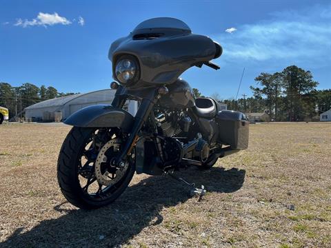 2022 Harley-Davidson Street Glide® Special in Jacksonville, North Carolina - Photo 3