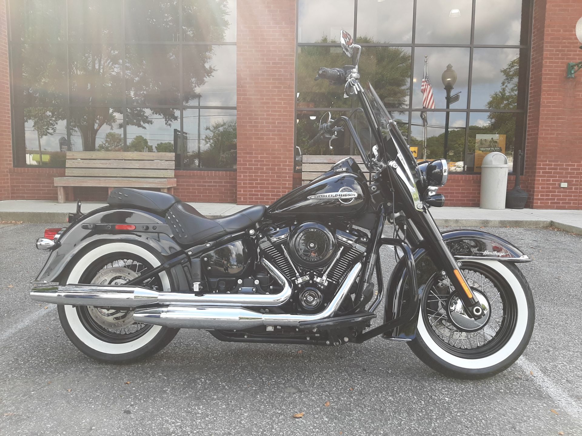2018 Harley-Davidson Heritage Classic® in Jacksonville, North Carolina - Photo 3